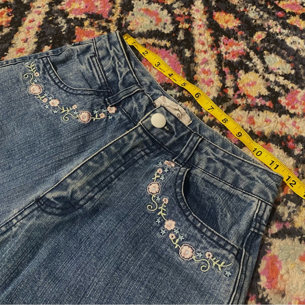 Vintage Embroidered Wrangler Jeans